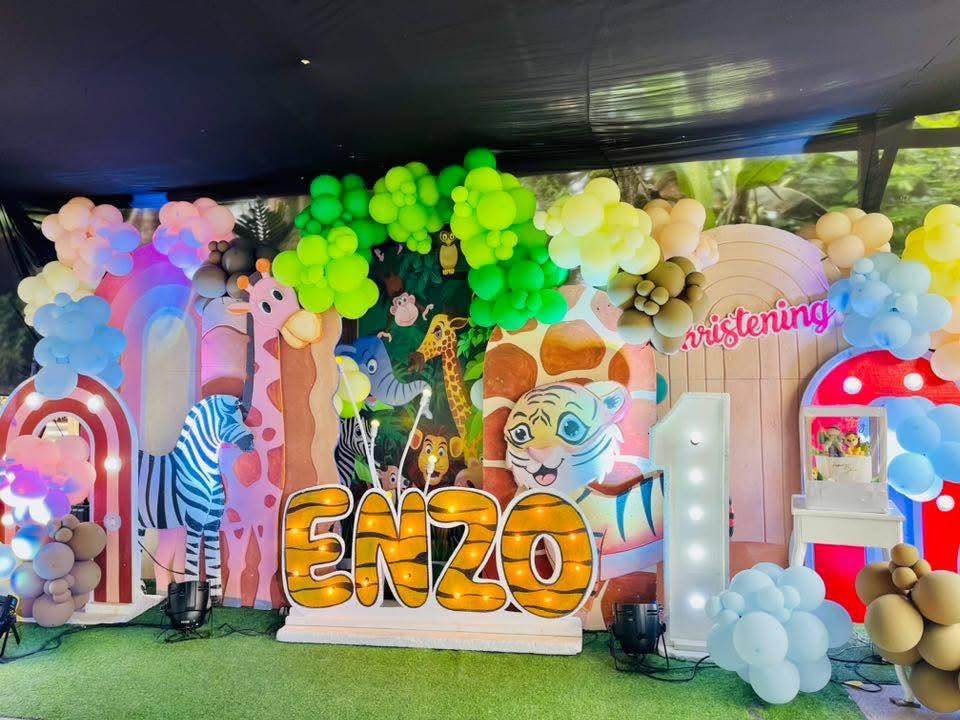 Jungle theme